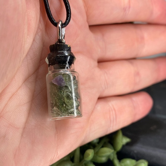 Real Raw Moldavite Chips  in Glass gem jar vial with steel top - Picture 4 of 4